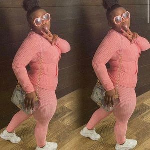 Pink sports leggings